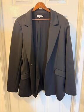 Good American Black Open-Front Blazer